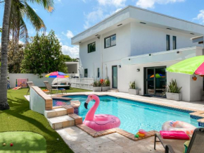 Villa Palma - Prime Location, Pool, Game Room, Outdoor Kitchen